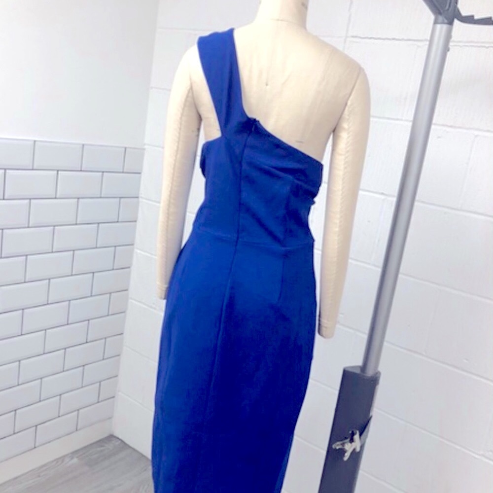 Gorgeous lavish Alice dress - Picture 6 of 6